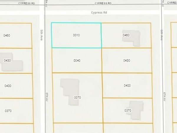 5TH AVENUE, DELAND, FL 32720