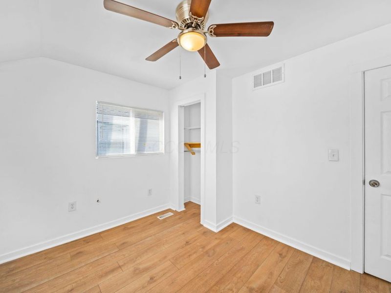 964 E Weber Road , Columbus, OH 43211 Photo 13