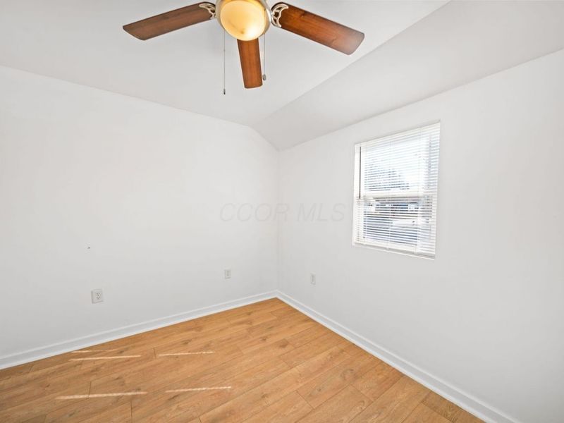 964 E Weber Road , Columbus, OH 43211 Photo 15