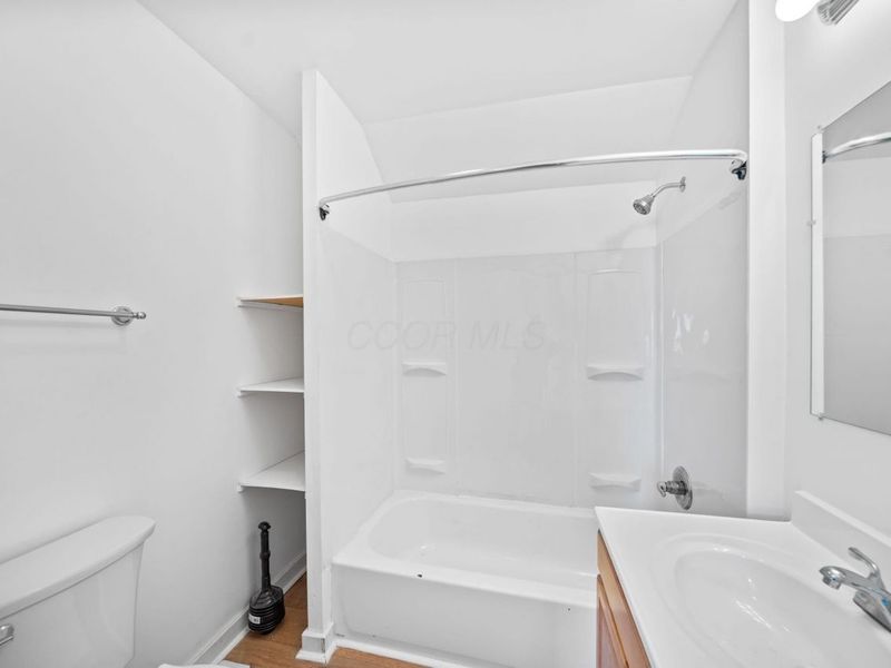 964 E Weber Road , Columbus, OH 43211 Photo 20