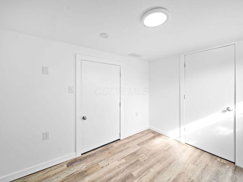 964 E Weber Road , Columbus, OH 43211 Photo 28