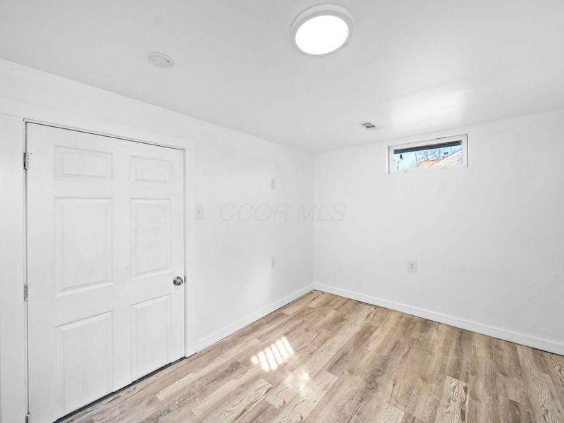 964 E Weber Road , Columbus, OH 43211 Photo 33