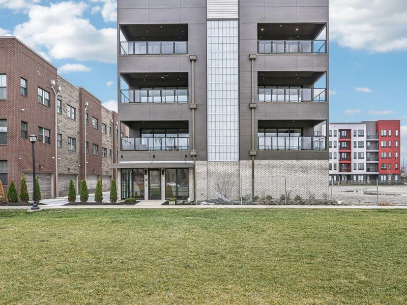 270 Dickenson Street, Unit 302, Columbus, OH 43215 Photo 1