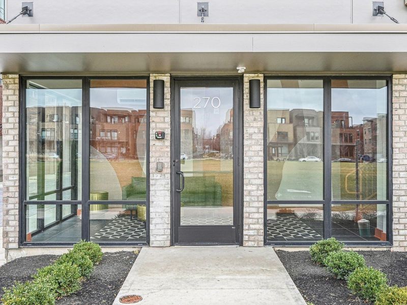 270 Dickenson Street, Unit 302, Columbus, OH 43215 Photo 3