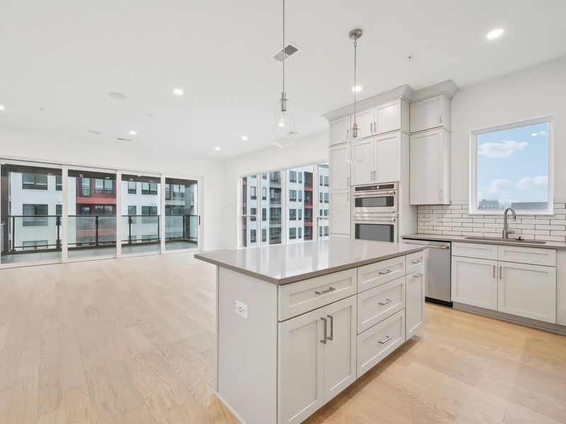 270 Dickenson Street, Unit 302, Columbus, OH 43215 Photo 7