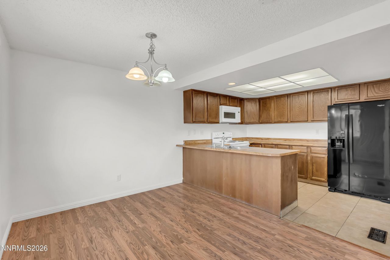 1045 Hartford Court, Reno, NV 89503 Photo