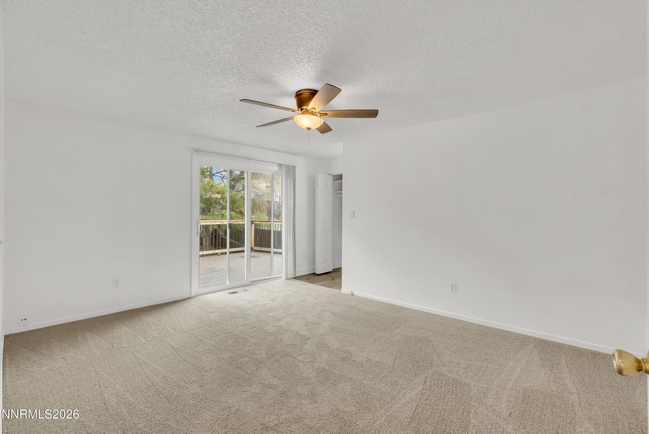 1045 Hartford Court, Reno, NV 89503 Photo