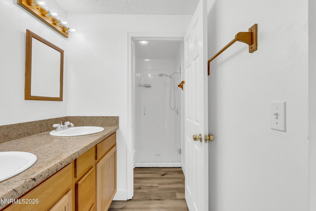 1045 Hartford Court, Reno, NV 89503 Photo