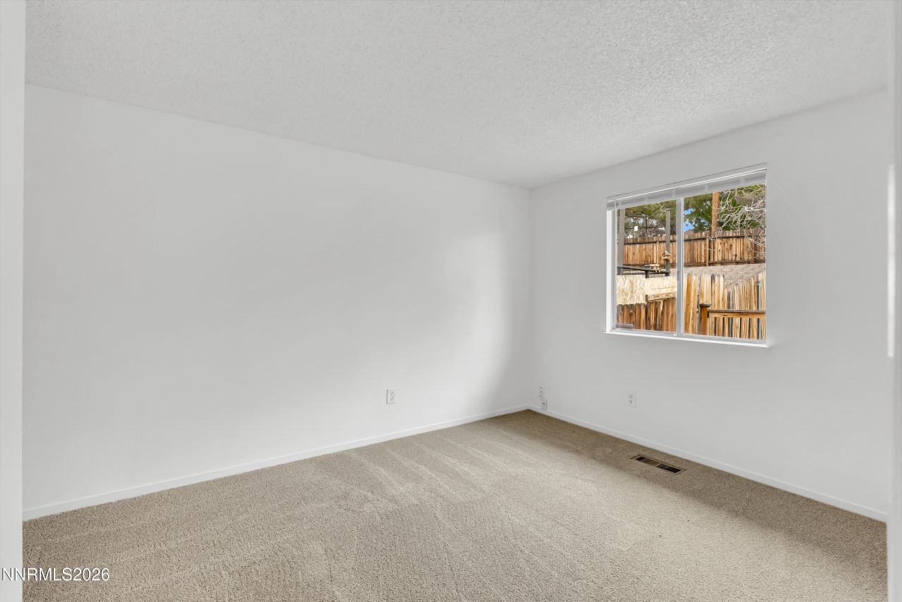 1045 Hartford Court, Reno, NV 89503 Photo