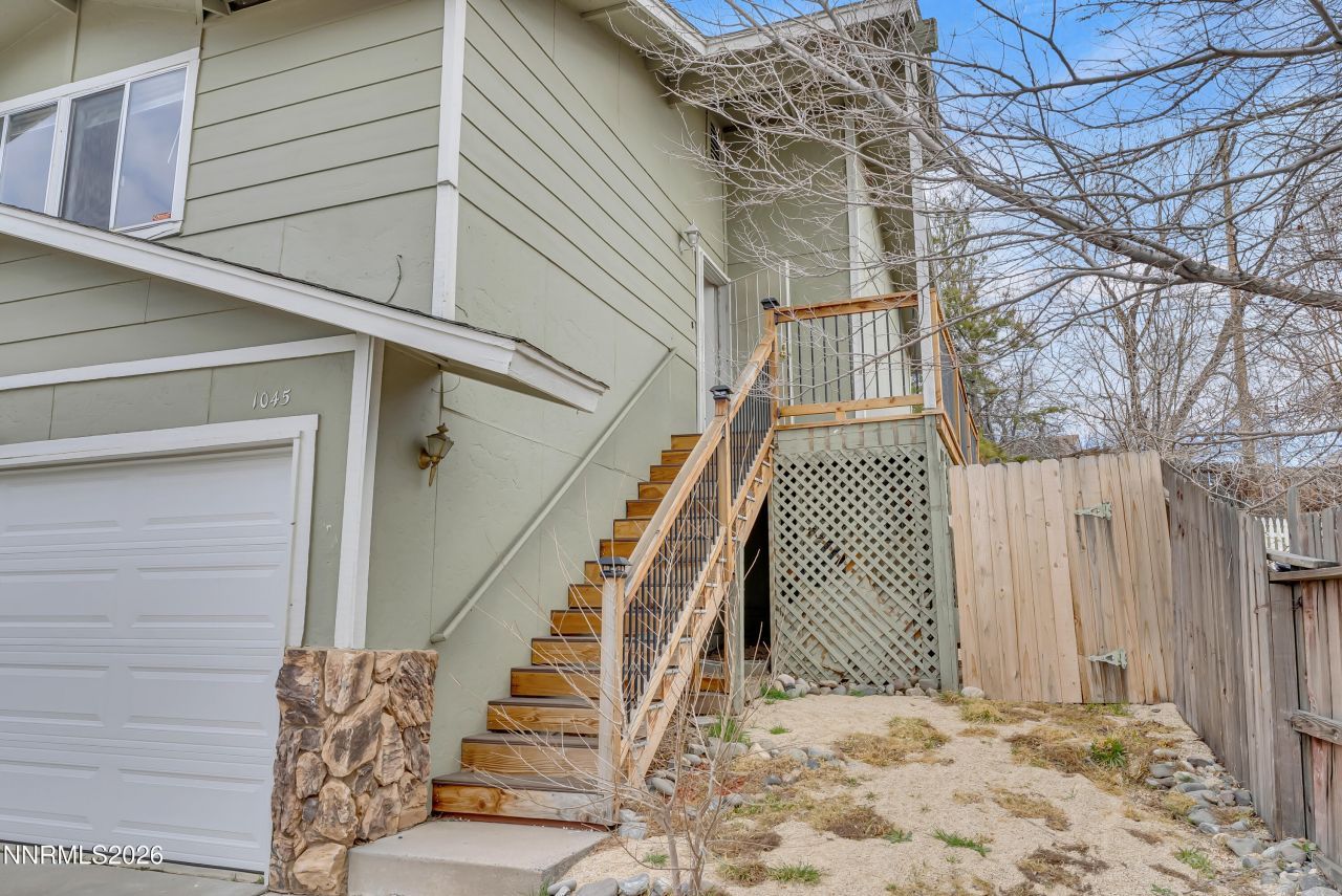 1045 Hartford Court, Reno, NV 89503 Photo