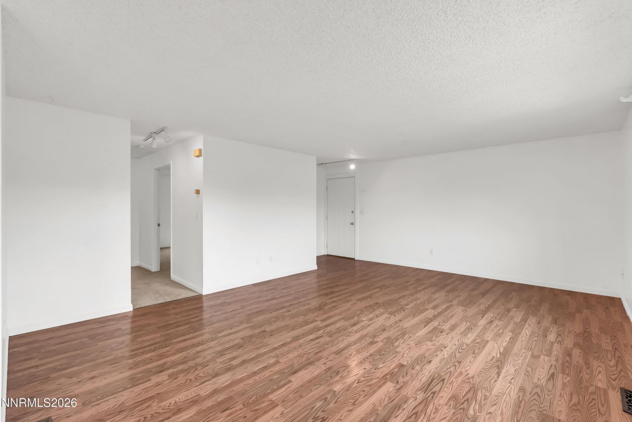 1045 Hartford Court, Reno, NV 89503 Photo