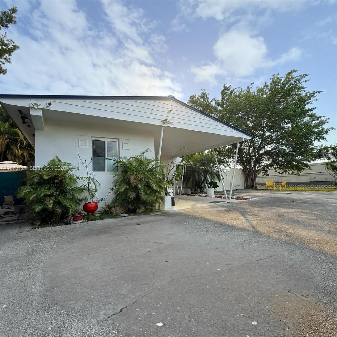 1281 NW 31st Ave, Miami, FL 33125 Photo