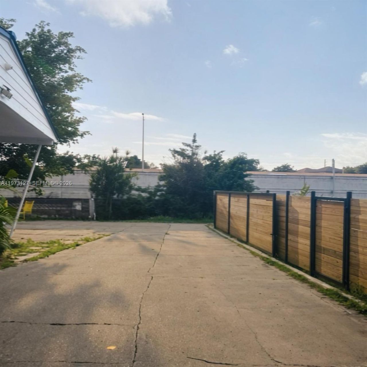 1281 NW 31st Ave, Miami, FL 33125 Photo