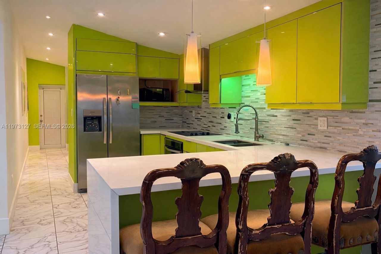 1281 NW 31st Ave, Miami, FL 33125 Photo