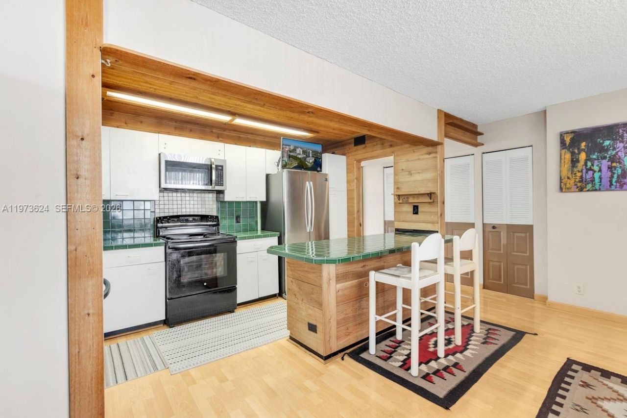 3350 NE 192nd St, Unit 5H-B, Aventura, FL 33180 Photo