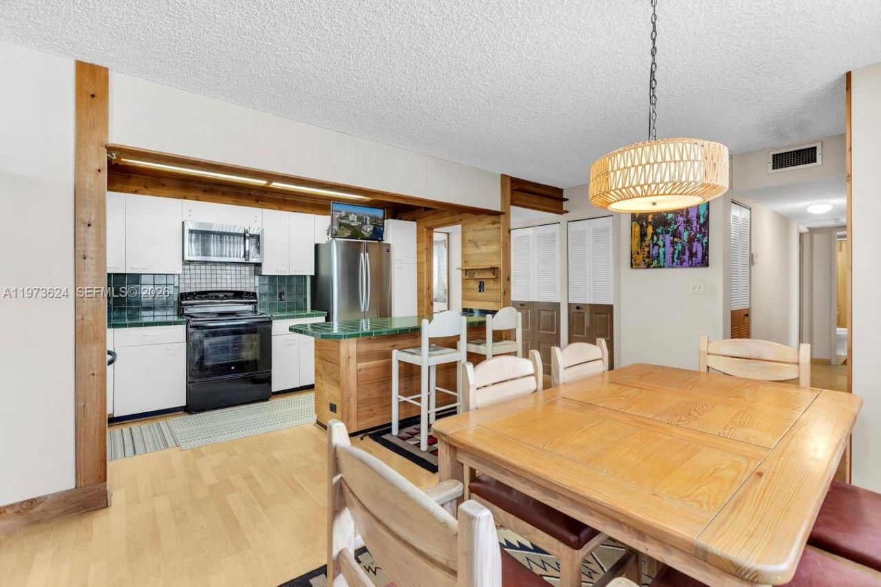 3350 NE 192nd St, Unit 5H-B, Aventura, FL 33180 Photo