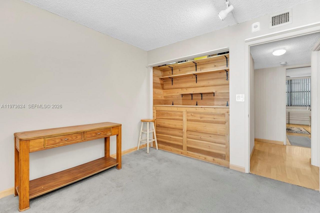 3350 NE 192nd St, Unit 5H-B, Aventura, FL 33180 Photo