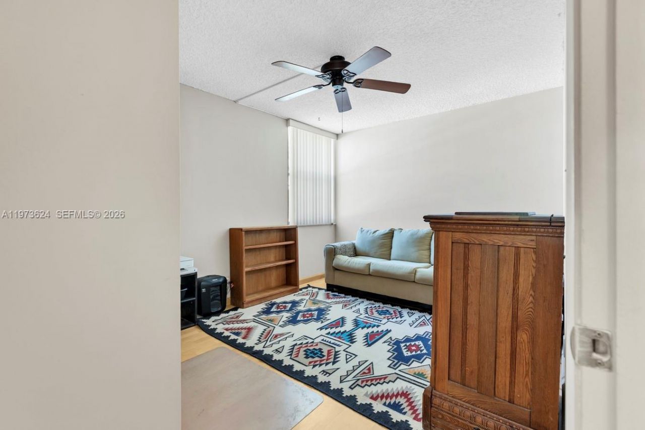 3350 NE 192nd St, Unit 5H-B, Aventura, FL 33180 Photo