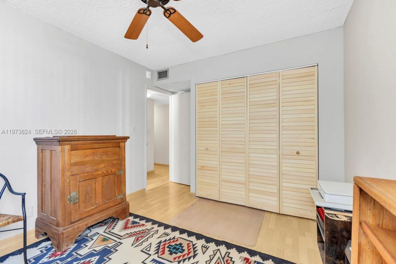 3350 NE 192nd St, Unit 5H-B, Aventura, FL 33180 Photo