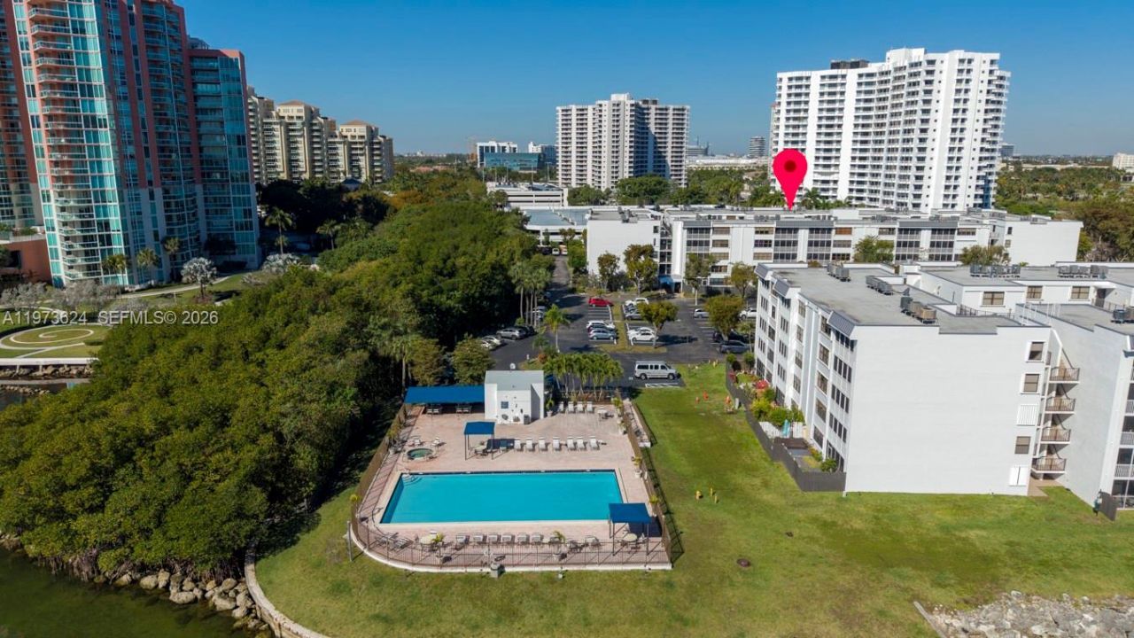 3350 NE 192nd St, Unit 5H-B, Aventura, FL 33180 Photo