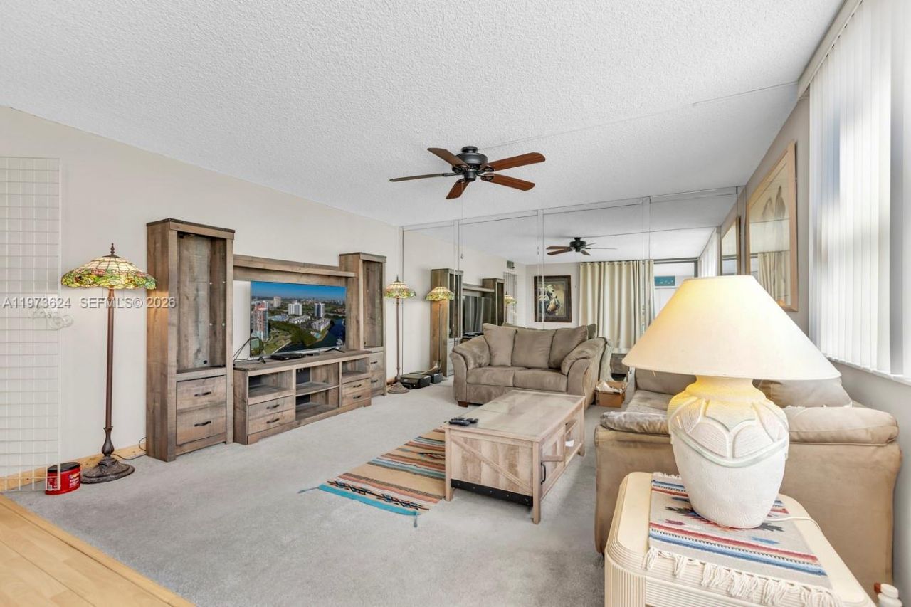 3350 NE 192nd St, Unit 5H-B, Aventura, FL 33180 Photo