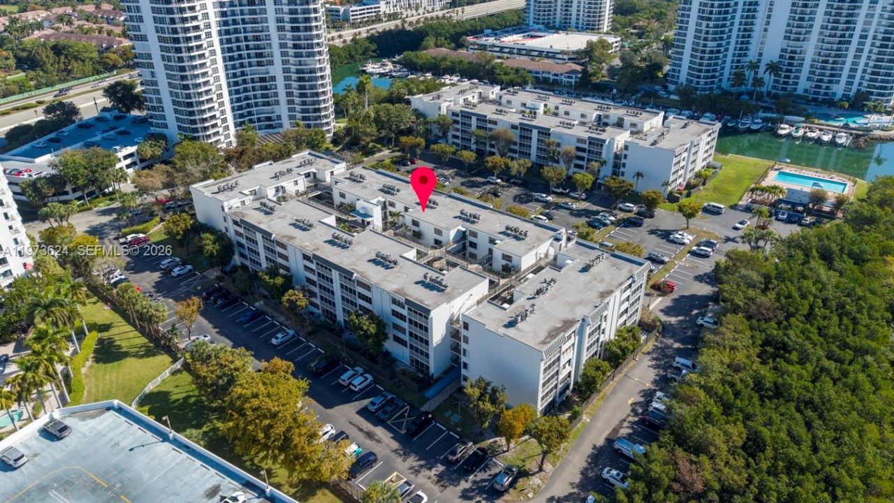 3350 NE 192nd St, Unit 5H-B, Aventura, FL 33180 Photo