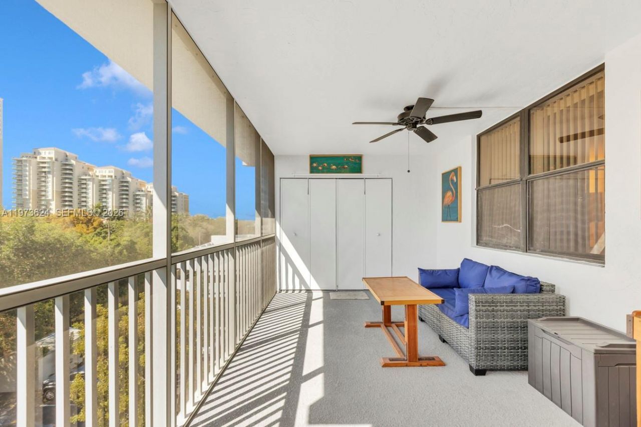 3350 NE 192nd St, Unit 5H-B, Aventura, FL 33180 Photo