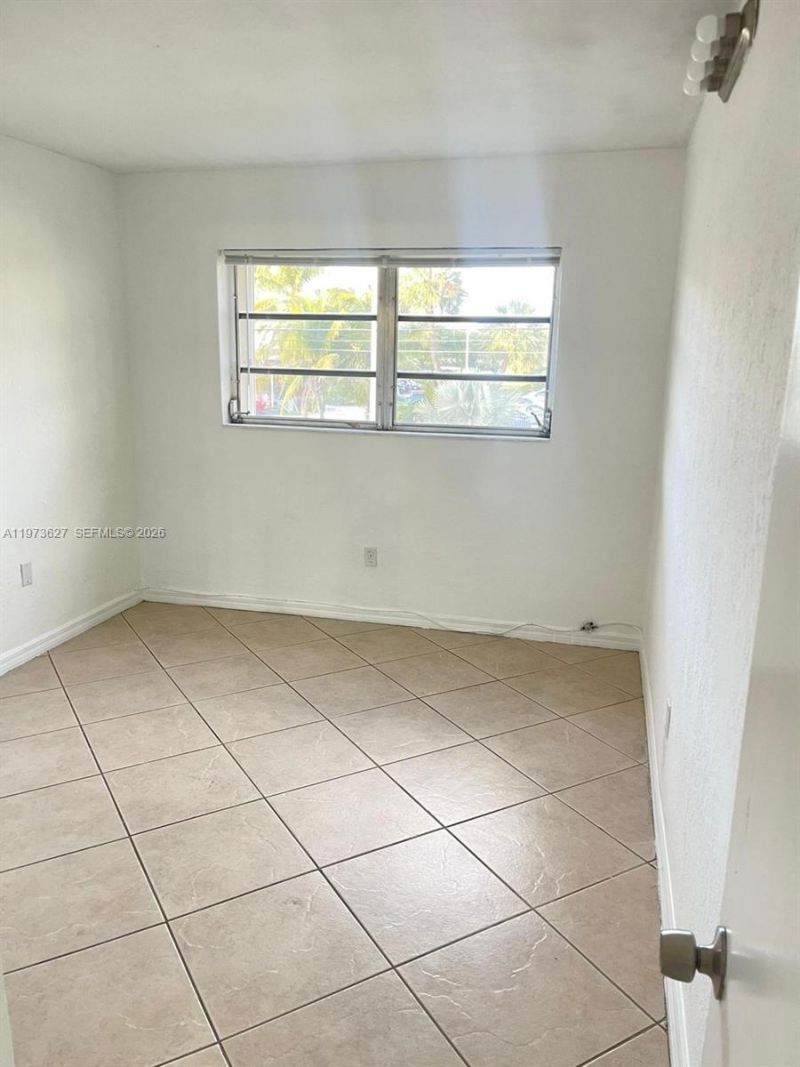 7410 SW 82nd St, Unit K202, Miami, FL 33143 Photo