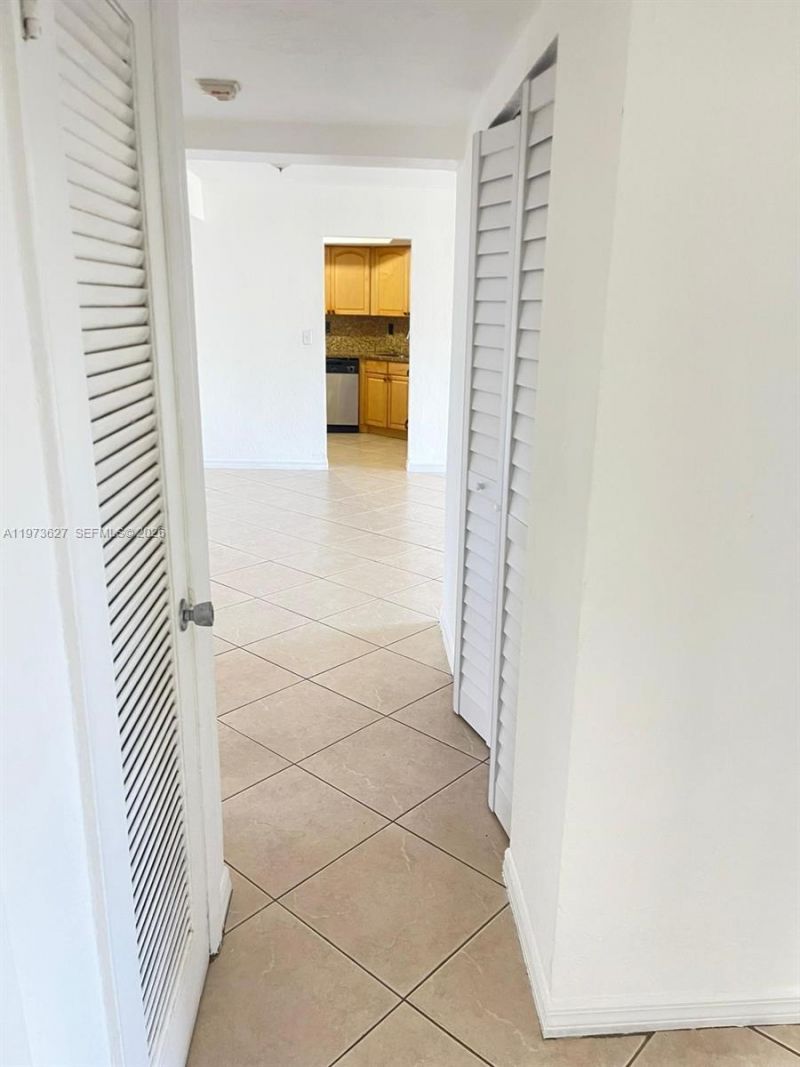 7410 SW 82nd St, Unit K202, Miami, FL 33143 Photo