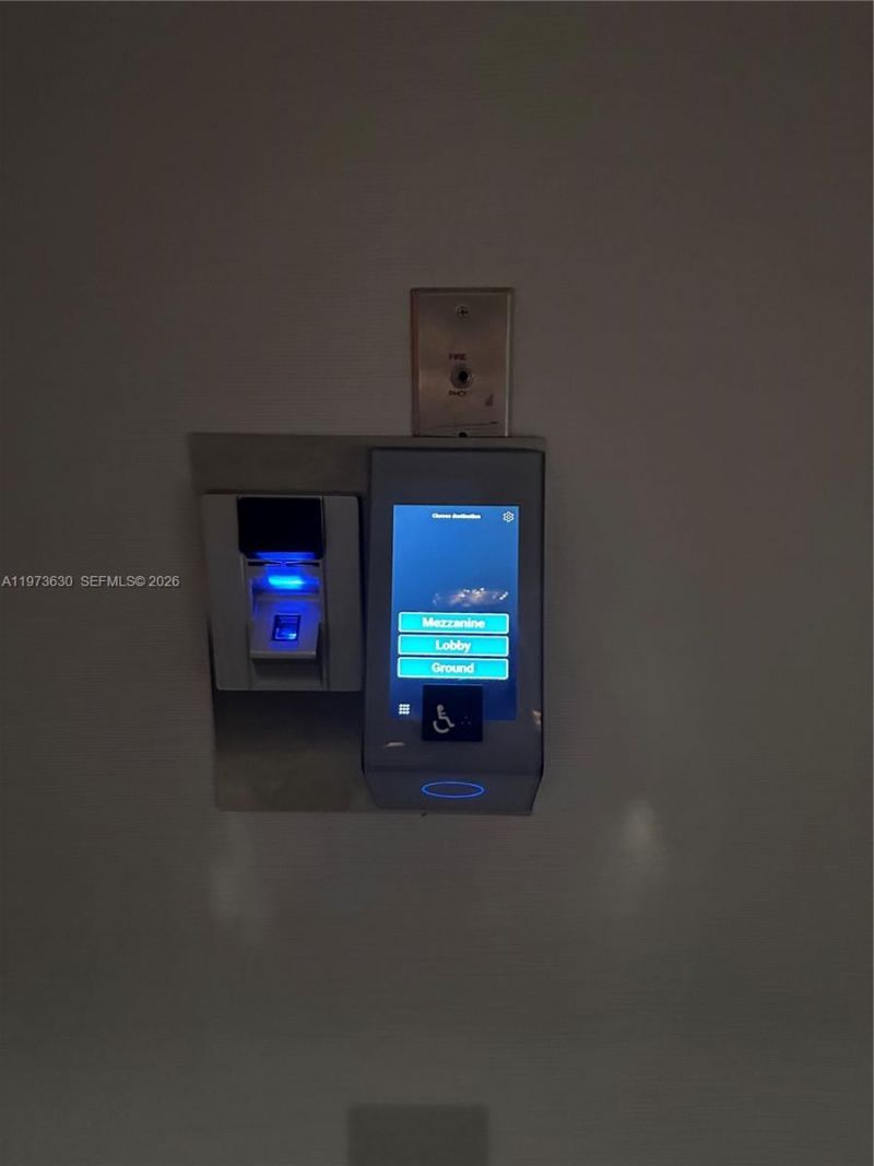 335 S Biscayne Blvd, Unit 1002, Miami, FL 33131 Photo