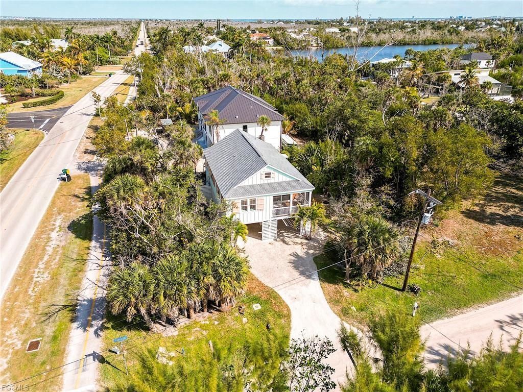 1550 Centre St, Sanibel, FL 33957 Photo
