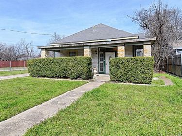 2457 Glenfield Avenue, Dallas, TX 75233