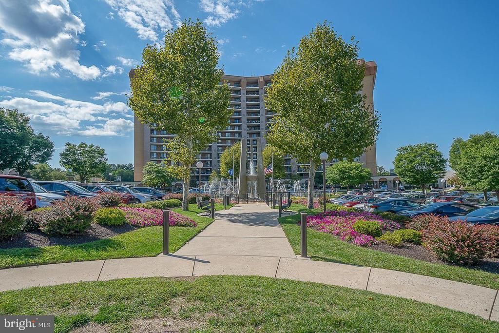 11205 Valley Forge Circle, Unit 1205, King of Prussia, PA 19406 Main Photo