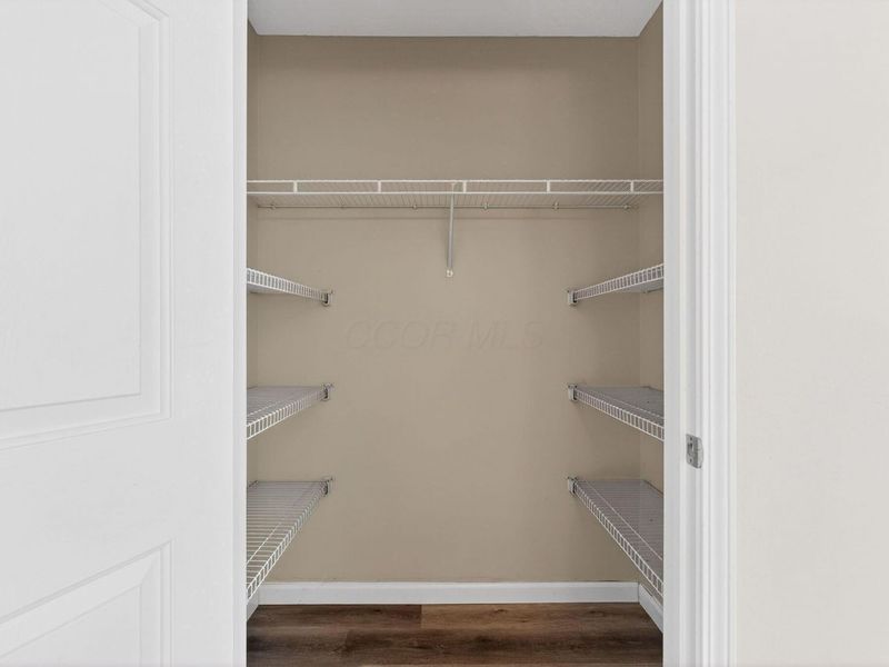 5488 Cypress Chase, Columbus, OH 43228 Photo 8