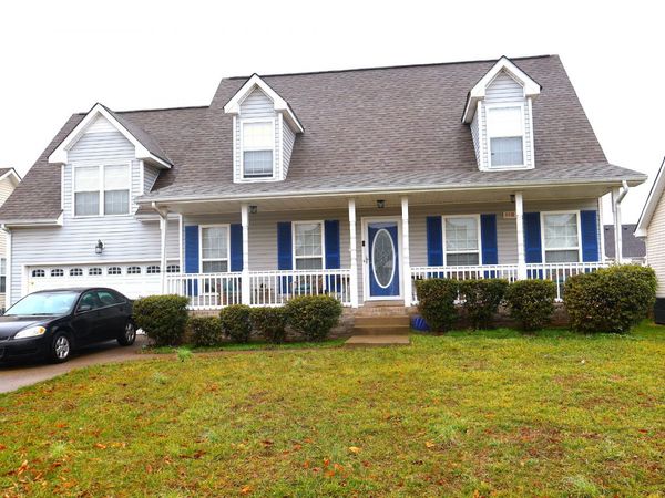 3632 Aurora Dr , Clarksville, TN 37040