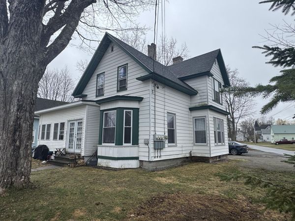 135 Cross Street, Pittsfield, ME 04967