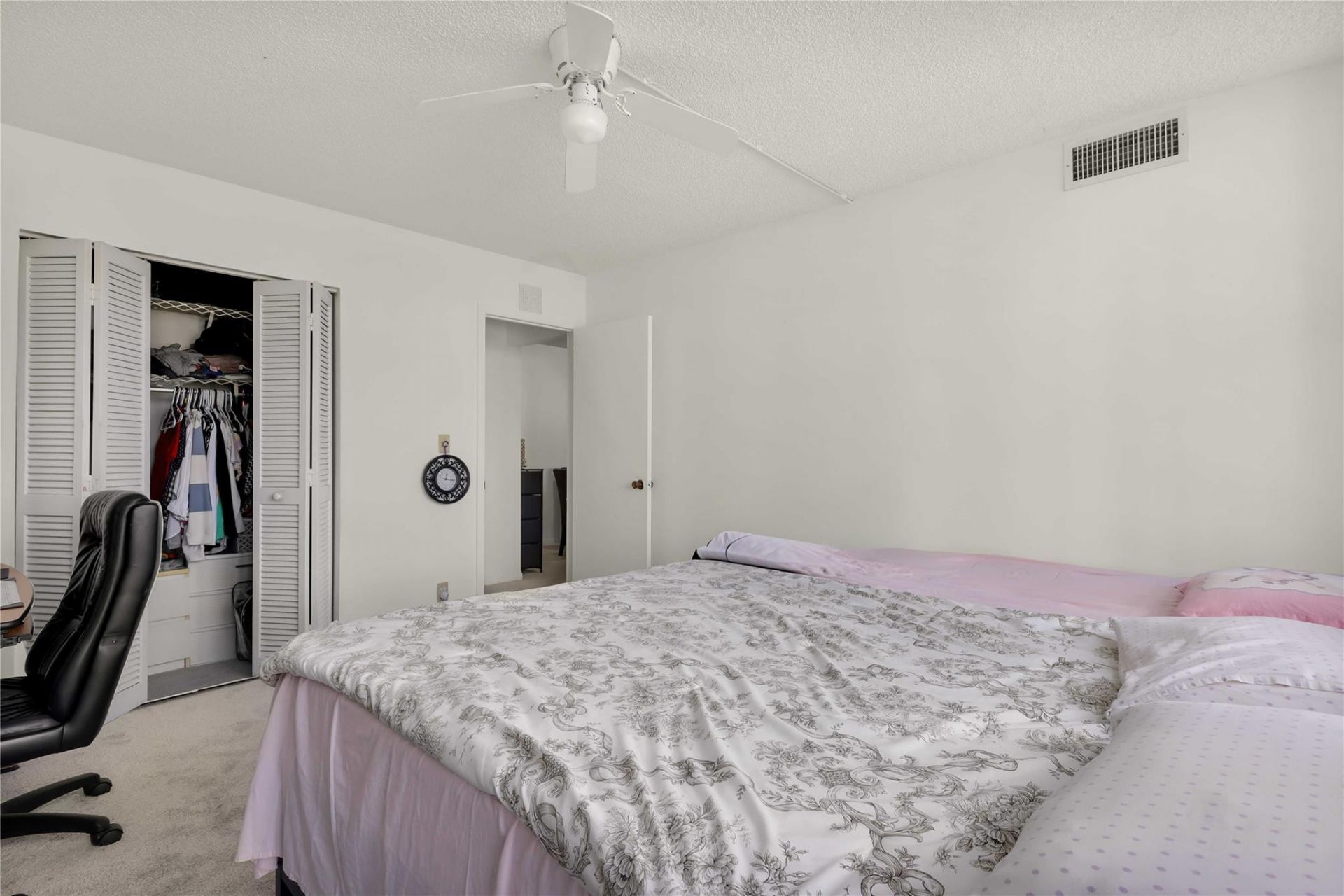 2701 N Ocean Boulevard, Unit 5F, Fort Lauderdale, FL 33308 Photo