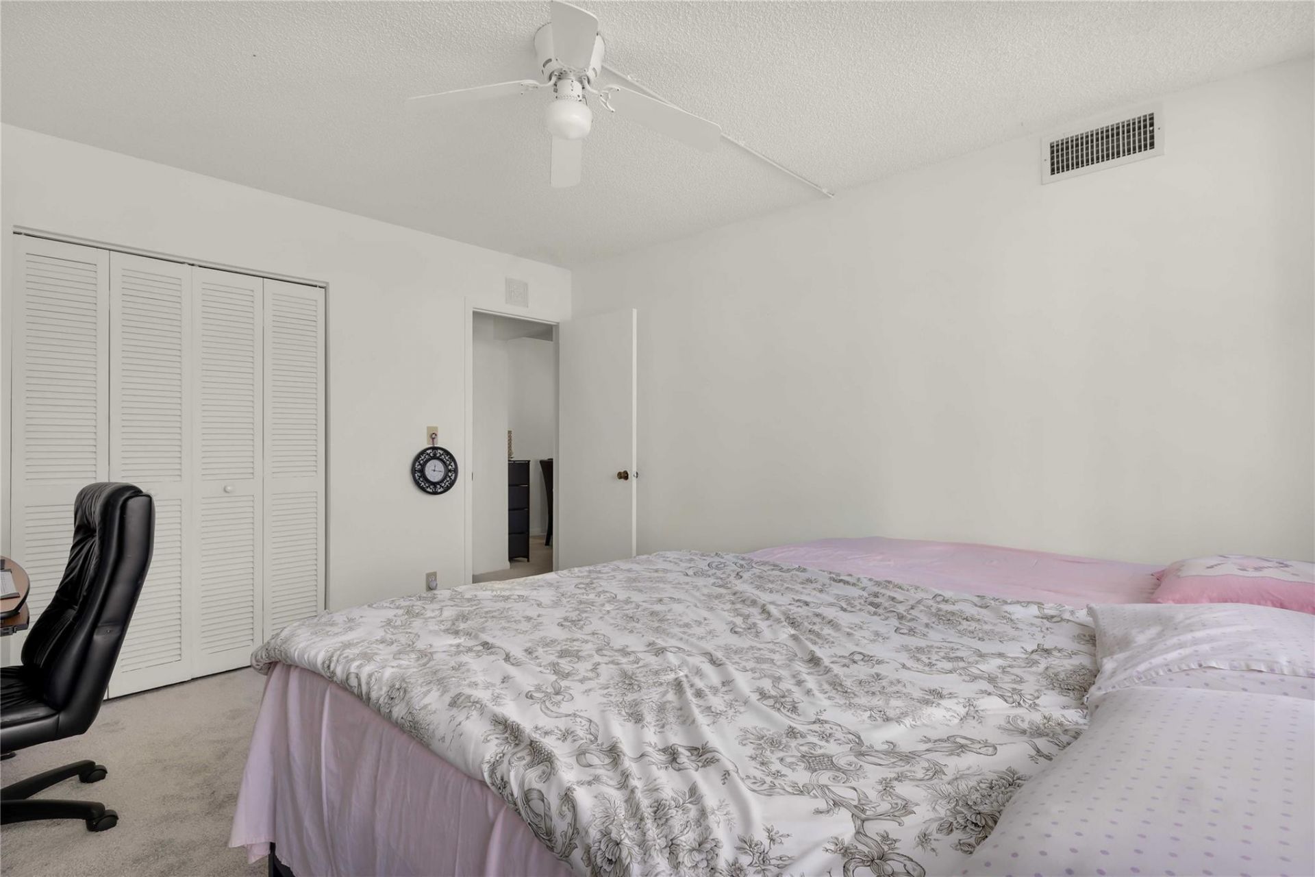 2701 N Ocean Boulevard, Unit 5F, Fort Lauderdale, FL 33308 Photo