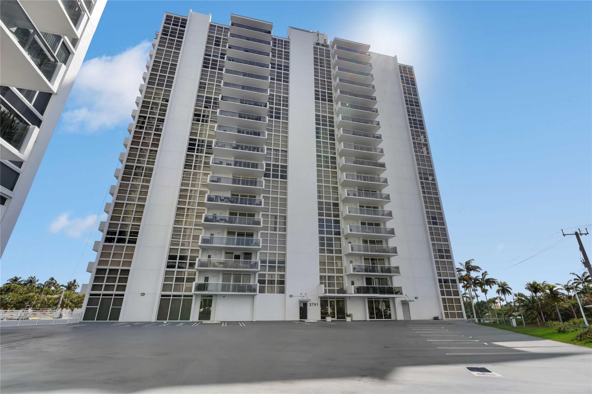 2701 N Ocean Boulevard, Unit 5F, Fort Lauderdale, FL 33308 Photo