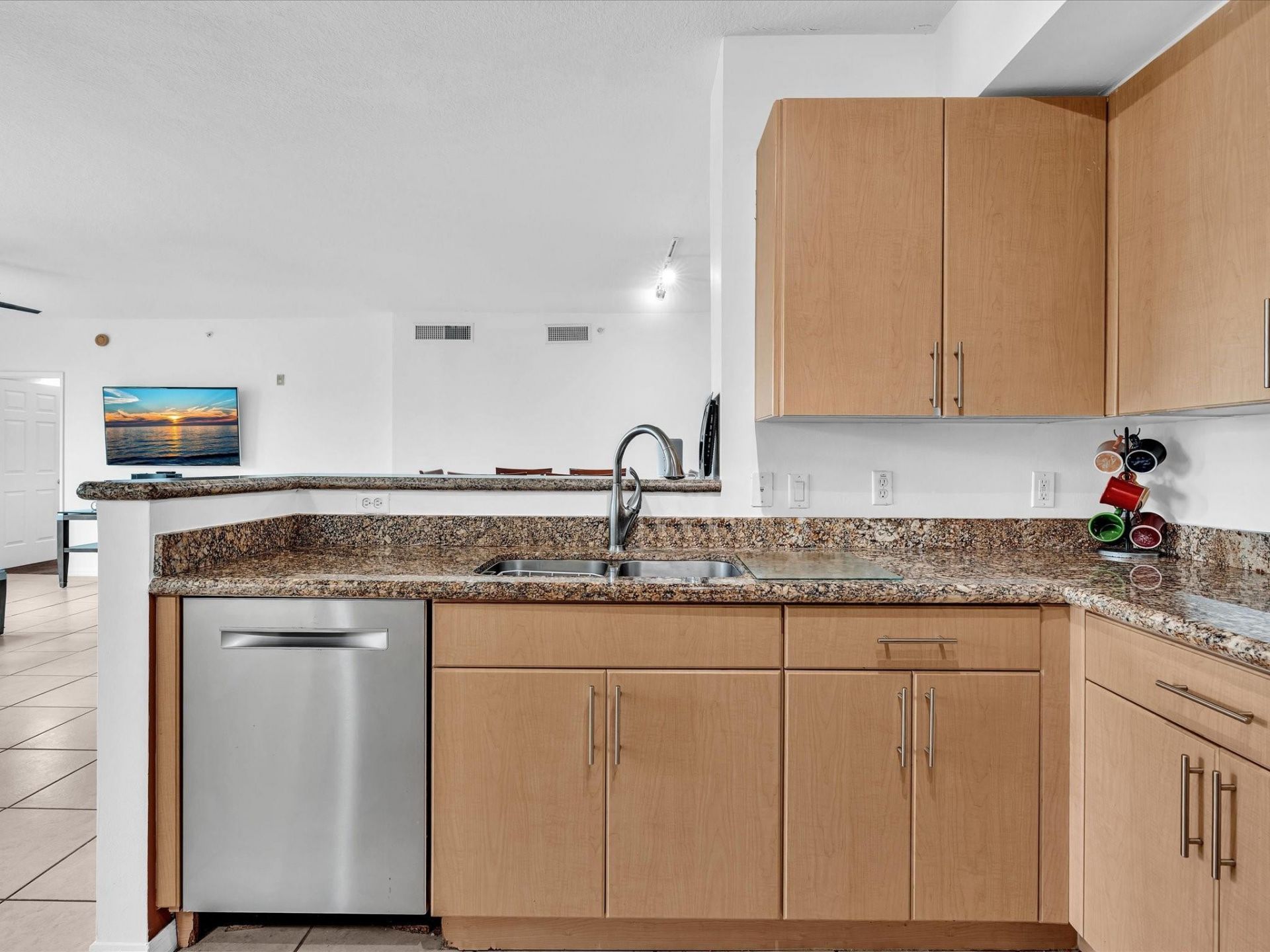 2421 NE 65th St, Unit 406, Fort Lauderdale, FL 33308 Photo