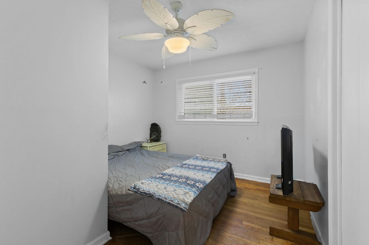 106 Buyck Street Photo 13