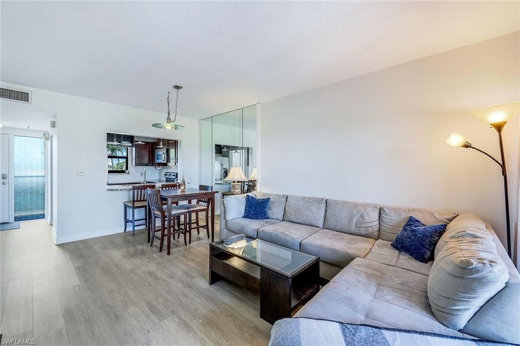 803 River Point Dr, Unit 201B, Naples, FL 34102 Photo