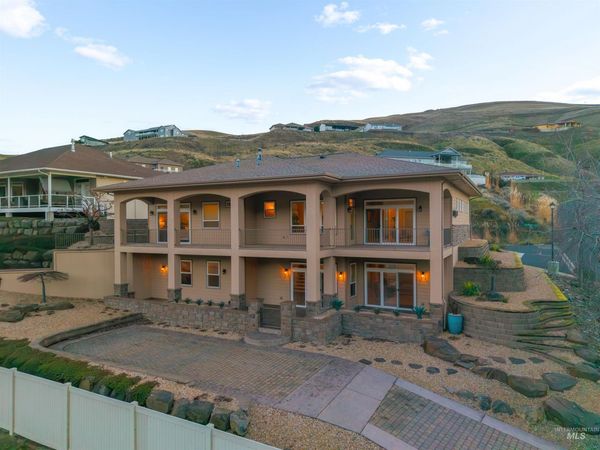 31 Riverpoint Dr, Asotin, WA 99402