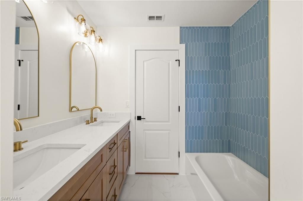 8841 Springwood Ct, Bonita Springs, FL 34135 Photo