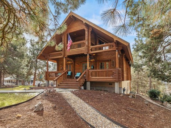 11020 Kestrel Road, Klamath Falls, OR 97601