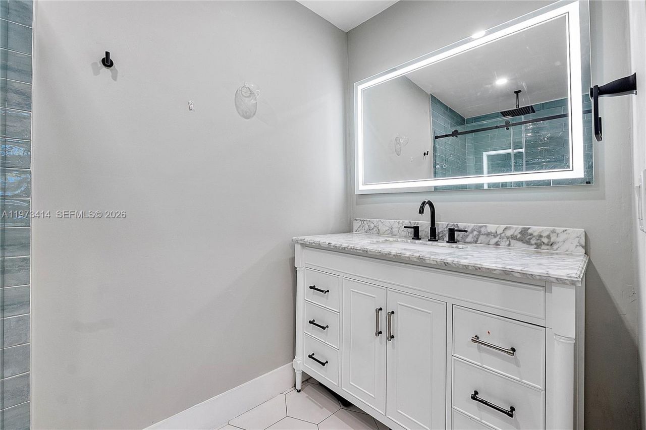 3410 N 72nd Ter, Hollywood, FL 33024 Photo