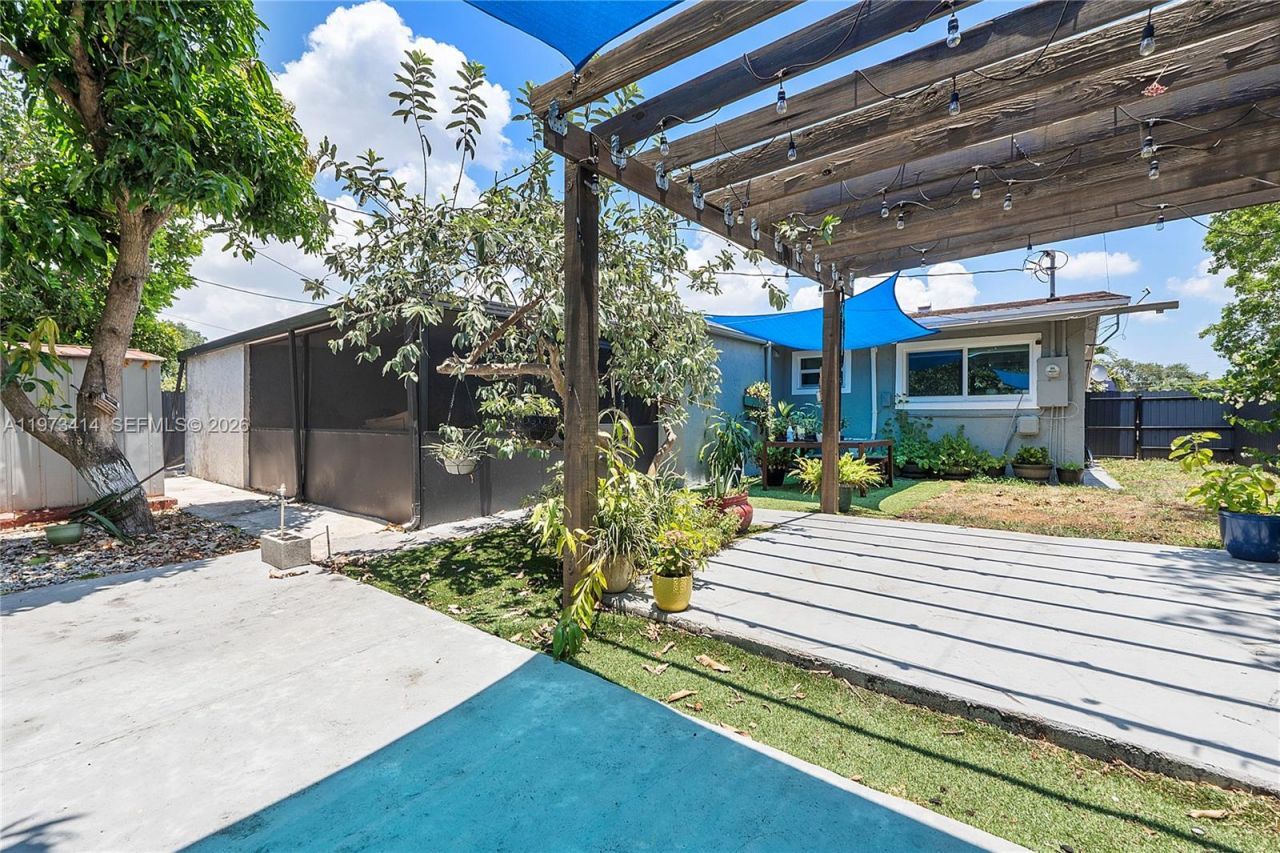 3410 N 72nd Ter, Hollywood, FL 33024 Photo