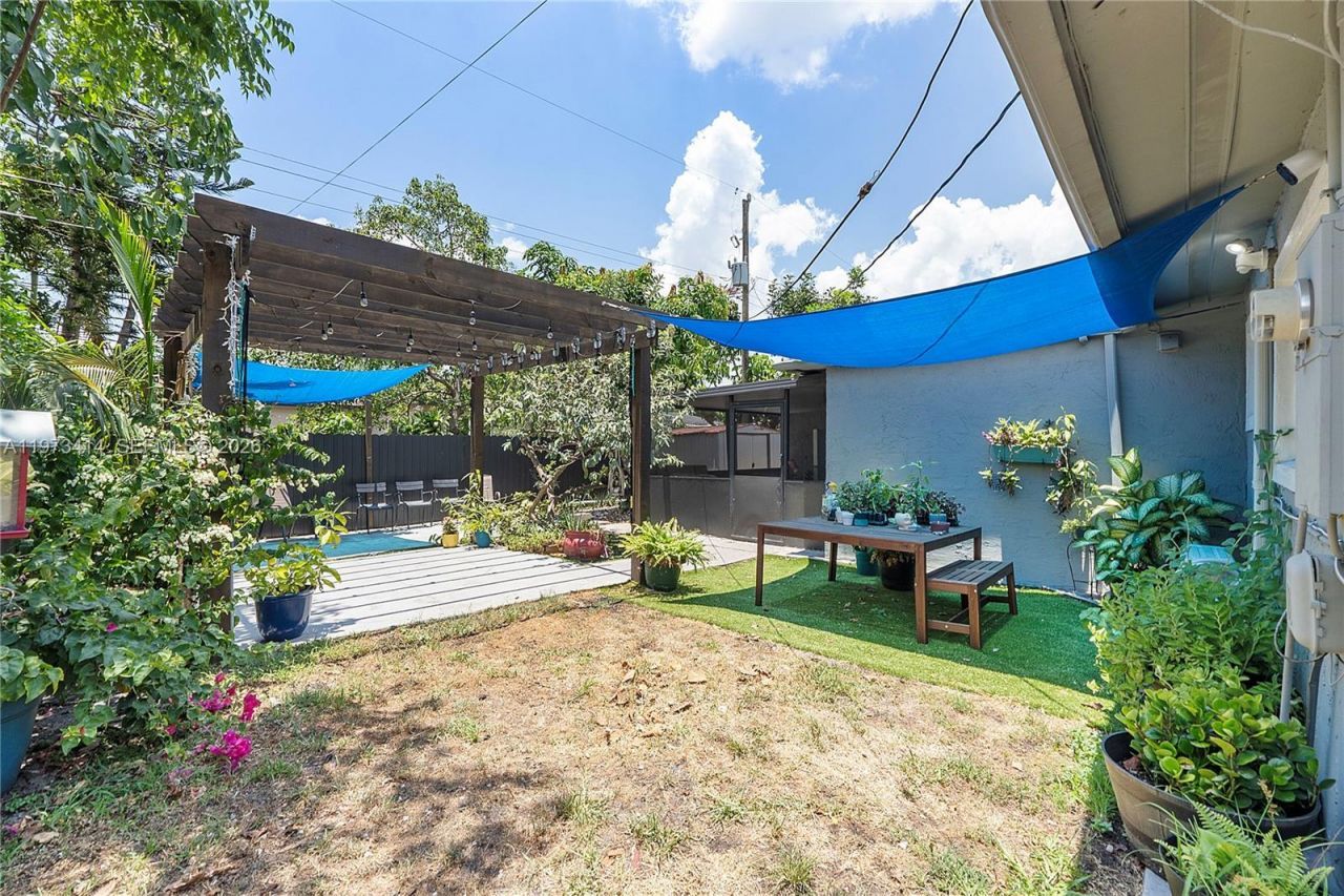 3410 N 72nd Ter, Hollywood, FL 33024 Photo