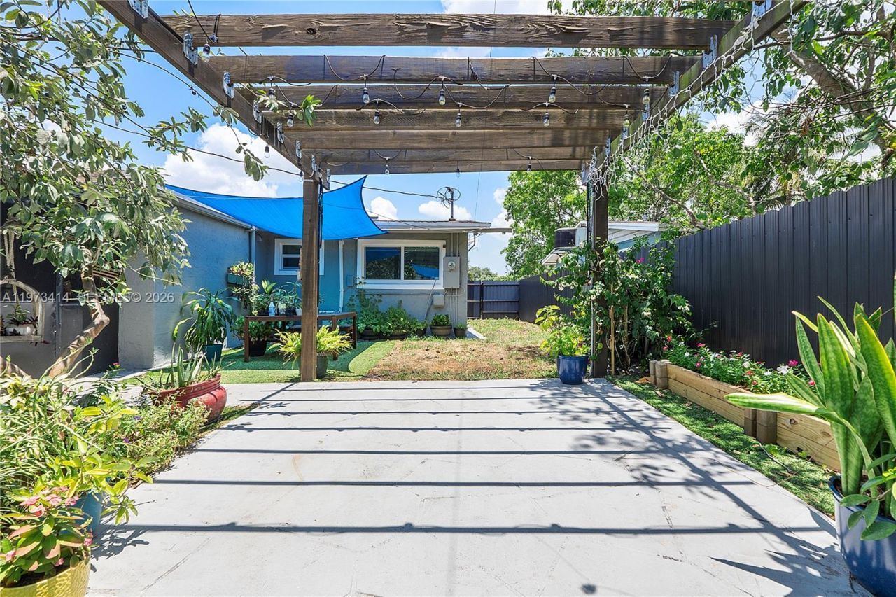 3410 N 72nd Ter, Hollywood, FL 33024 Photo