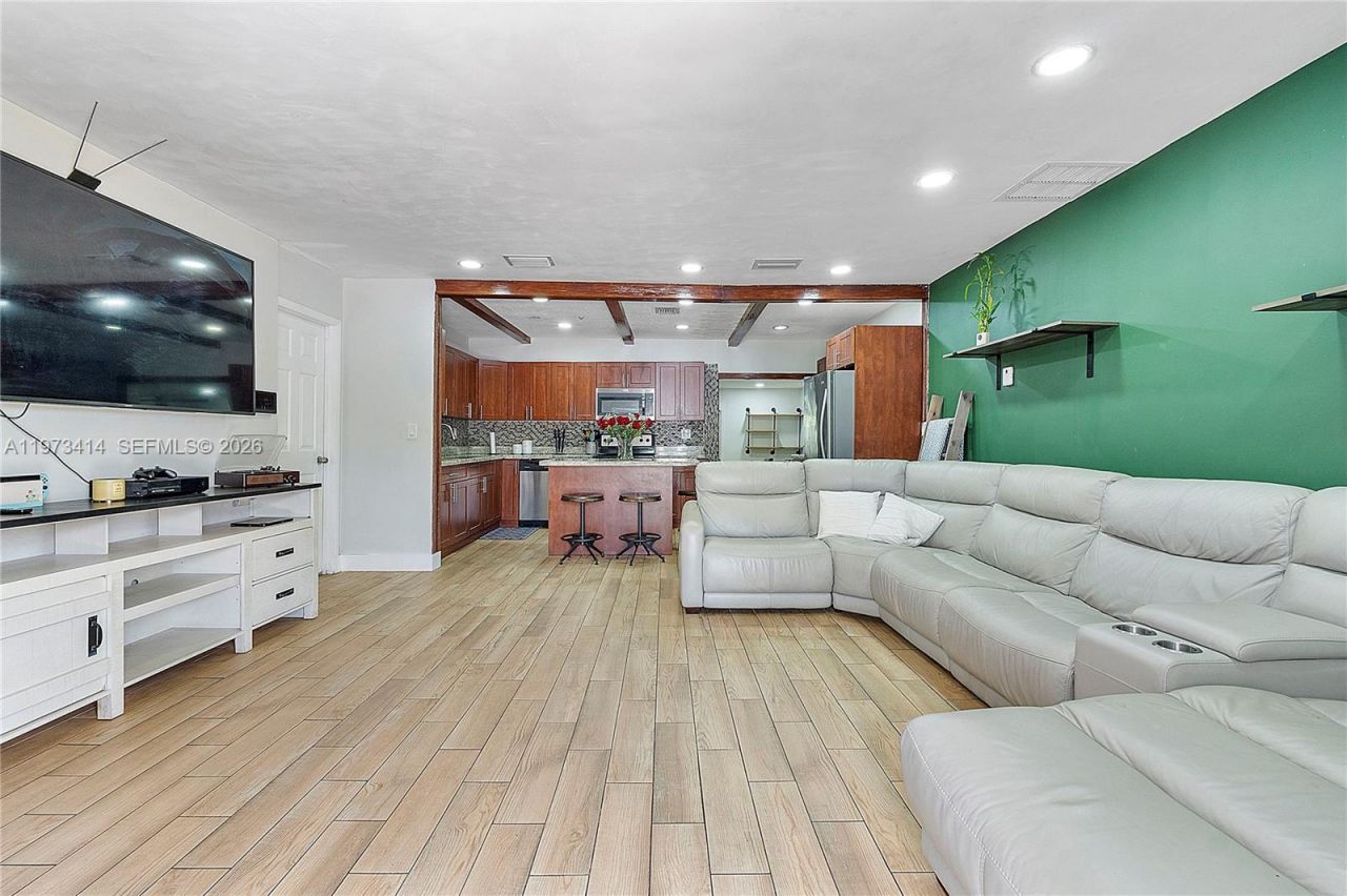 3410 N 72nd Ter, Hollywood, FL 33024 Photo